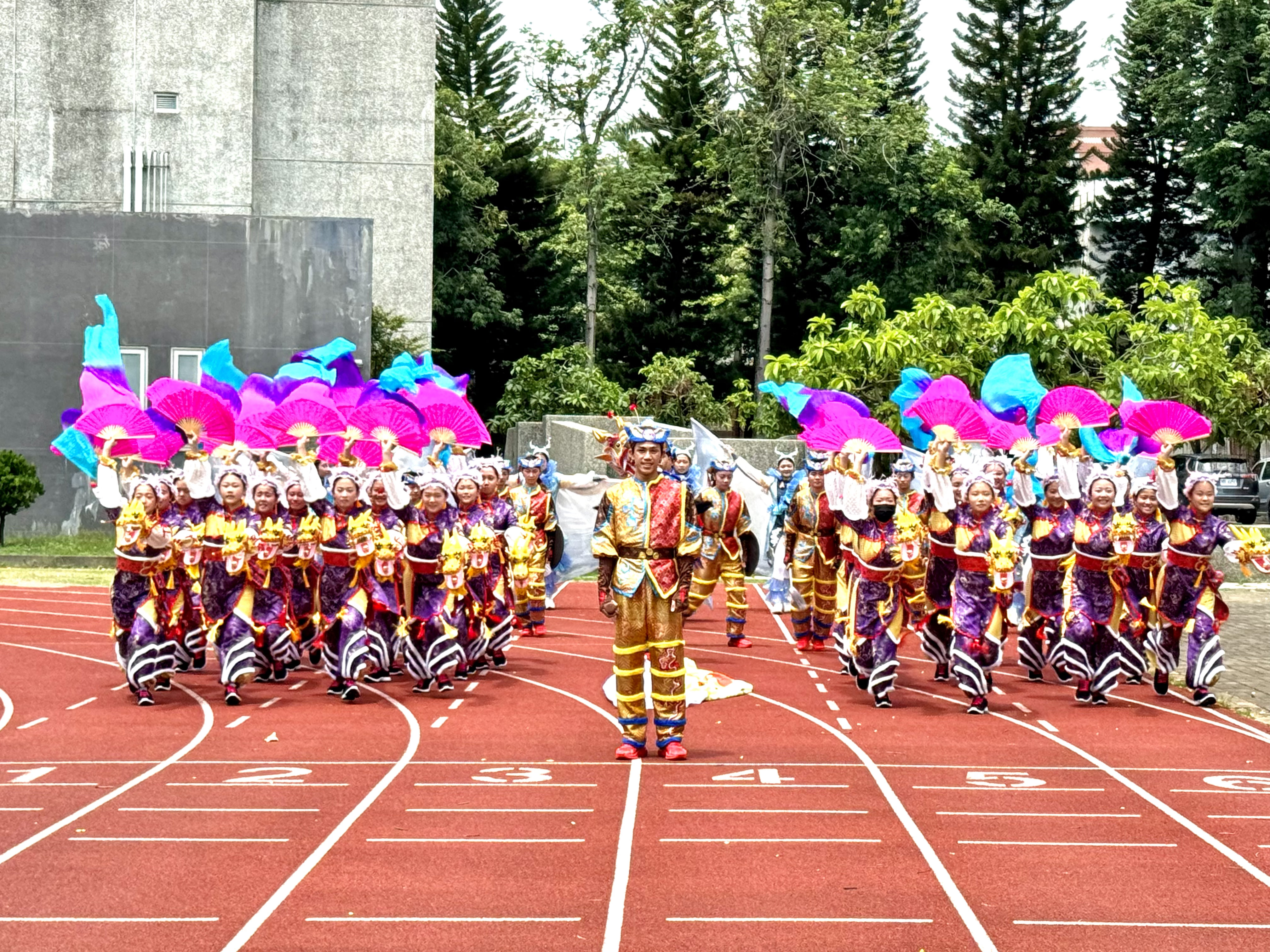 舞出文化創意 行銷台灣觀光 舞蹈系「龍來台灣」北海道YOSAKOI索朗祭吸睛亮點